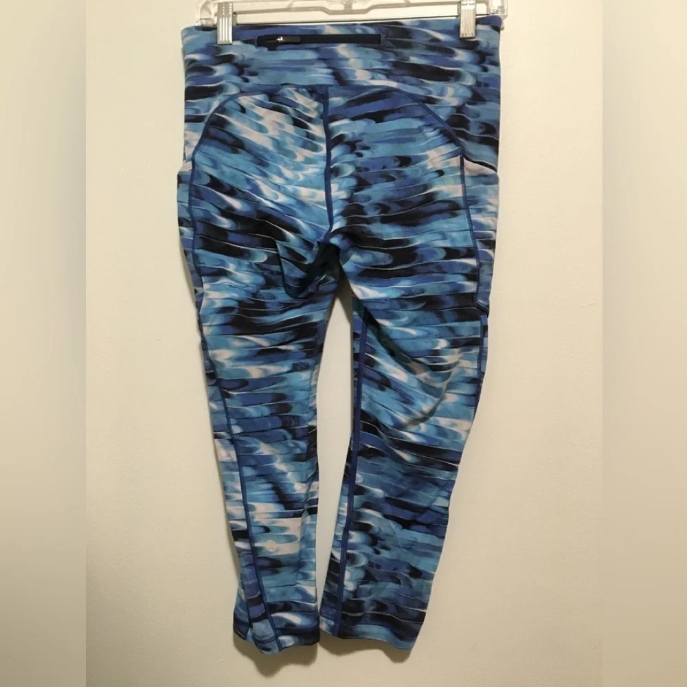 Lululemon Speed Up Crop 21